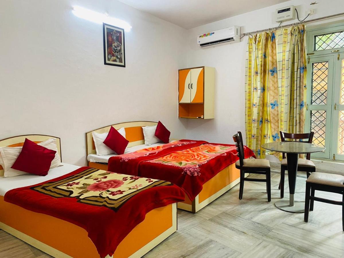 Hotel Surya Laxman Jhula Ришикеш Экстерьер фото