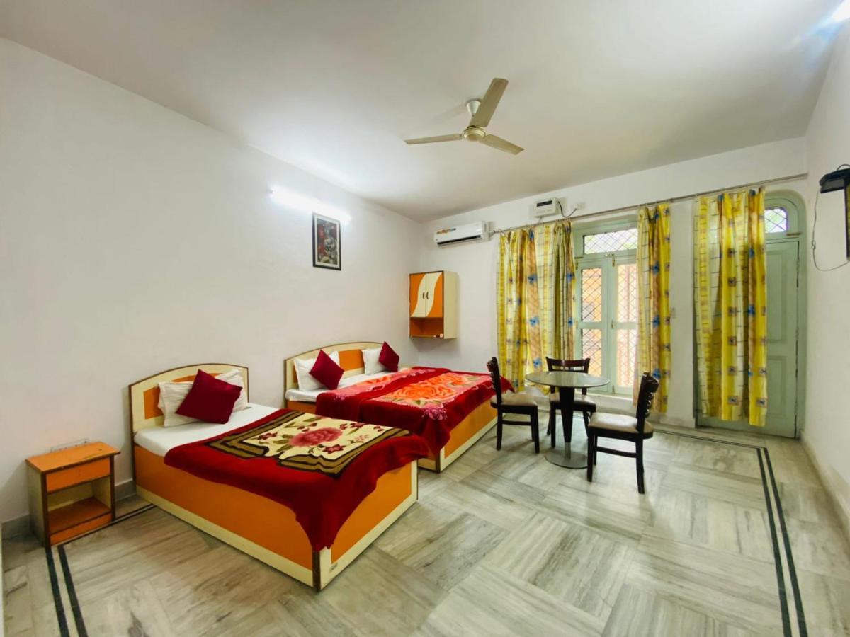 Hotel Surya Laxman Jhula Ришикеш Экстерьер фото