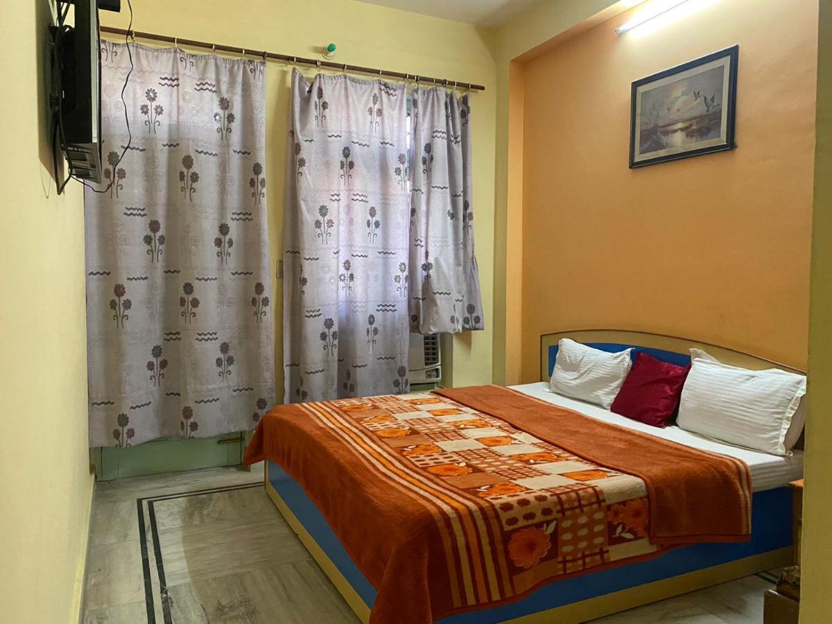 Hotel Surya Laxman Jhula Ришикеш Экстерьер фото
